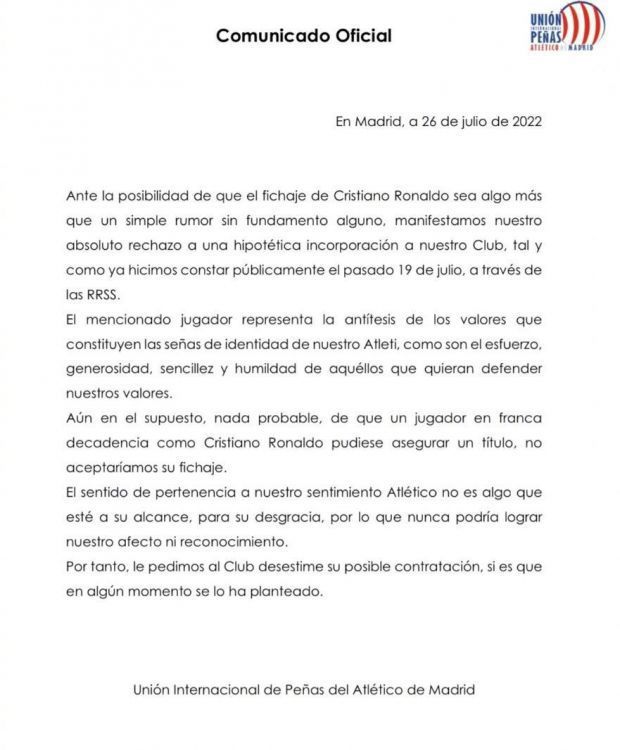 在德国某地一场触目惊心的追车较劲中，一辆宝马车车毁人伤，车主被送往病院急救。醒来后的他由于脑筋蒙受撞击，已掉往记忆，焦炙中只能住院期待康复。偶尔中他发现本身被打针的居然是年夜剂量的平静剂，发觉身处庞大的危险当中。在一个神秘女子的帮忙下，他逃离处处设防的病院，踏上寻觅“我是谁”的旅途。身份未名的职业杀手接连追杀而至，存亡攸关里，他发现本身有着超乎凡人的身手，这使他加倍猜疑。重重杀机里，琐细的记忆起头一点点显现，依托这些线索他找到了曾容身的旅店。在旅店的保险柜中，他发现一本护照，上面有他的照片和名字：克拉玛